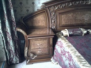 для спальни кровать и две тумбы.