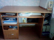 продается стол компьютерный