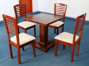 Столы для бара, кафе, ресторана.