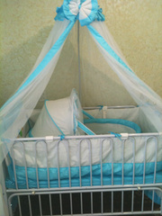 Срочно продам детскую кроватку.