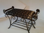 Металическая мебель с коваными элиментами