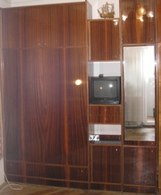 Продаю мебель для прихожей б/у в хорошем состоянии из дерева(не ДСП)