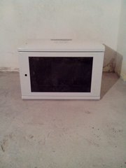 Продам шкаф телекоммуникационный настенный.