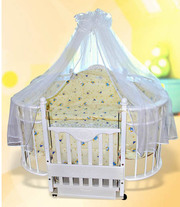 Кроватка детская деревянная