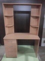 Продам новый компьютерный стол.