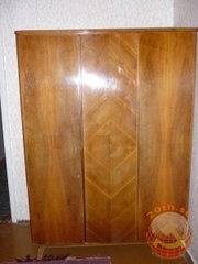 Продам бу  шкаф и 2 кровати!