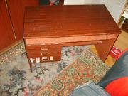 Продам стол письменный (для ПК)